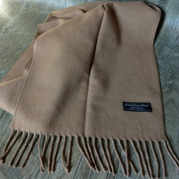 Christian Dior Monsieur scarf Tan/Camel color